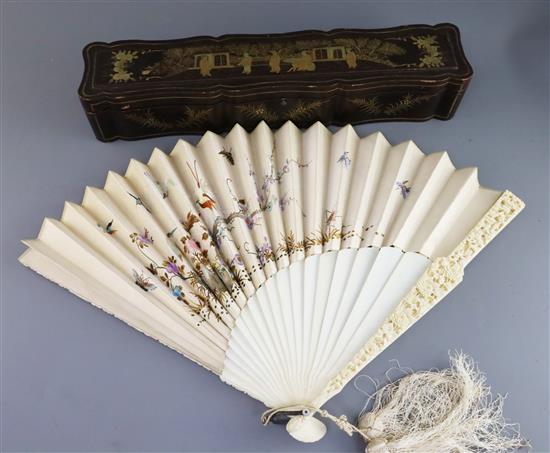 A good Chinese export ivory and silk fan, late 19th century, with original lacquer box, Fan 33cm, box 41.2cm